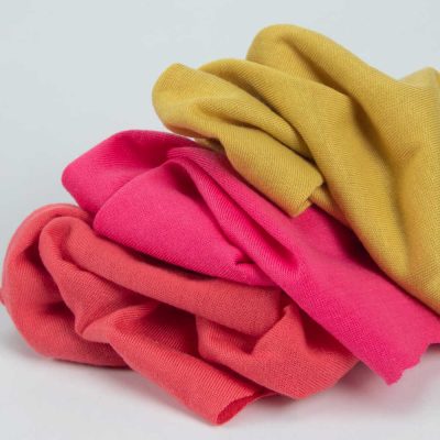 180gsm Polyester Knitted Plain Weave Fabric Free Sample 21s Polyester Knitted T-Shirt Fabric Ready Stock or custom made